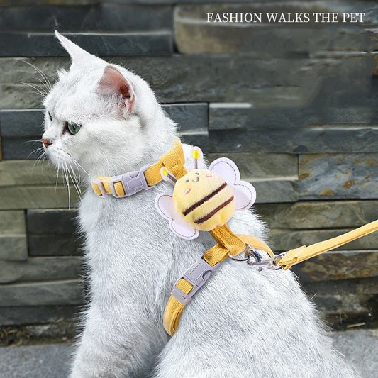 Adjustable dog and cat leash
